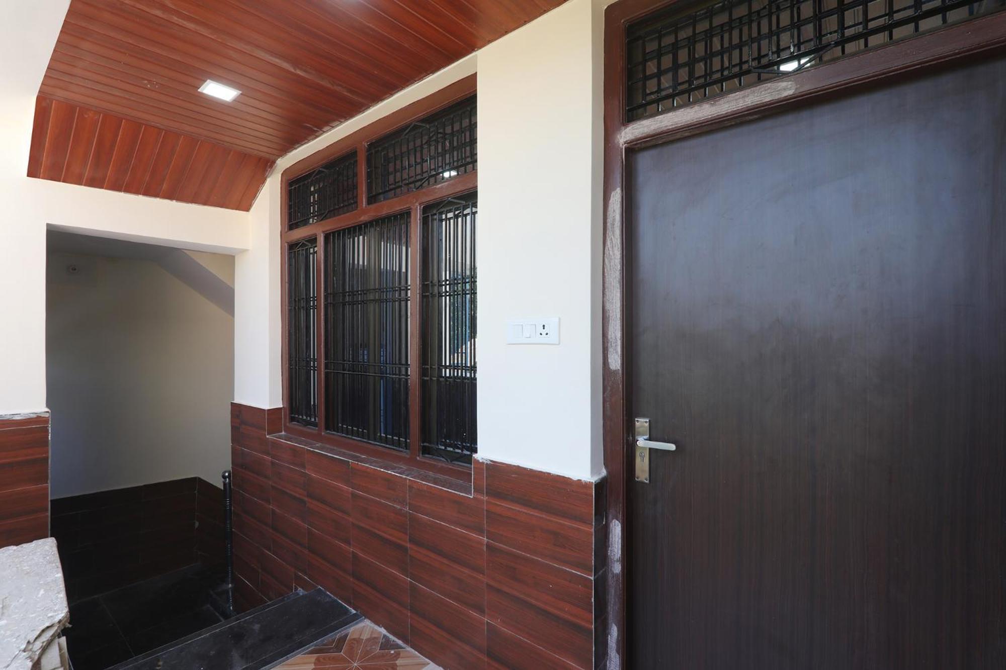 Fabhotel Uma Yugul Ayodhya Exterior photo